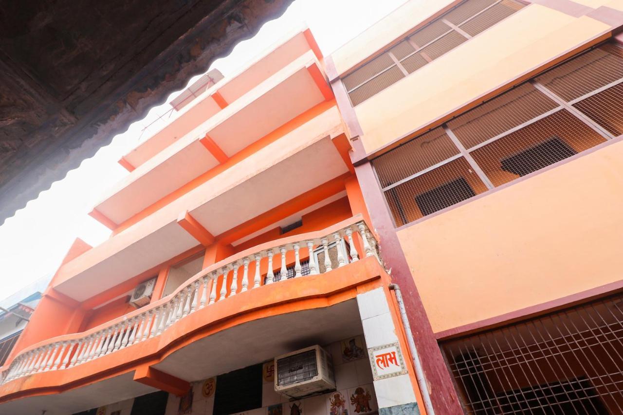 Hotel Oyo 7224 Krishna Prasad Madrás Exterior foto